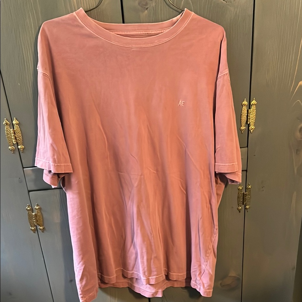 American Eagle Outfitters Men's Dusty Pink Tee